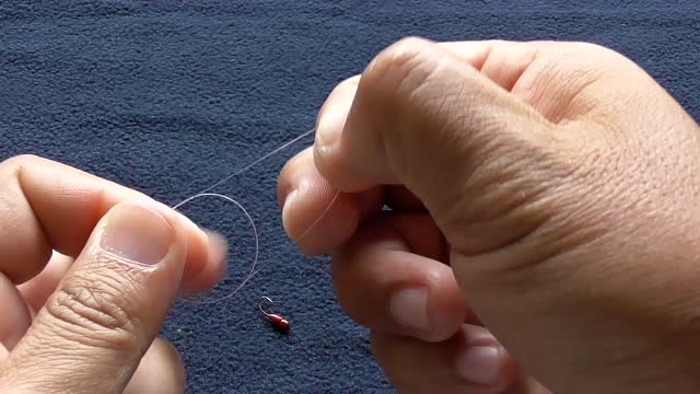 【视频】传统钓鱼的带线槽的朝天钩的绑钩方法四_视频封面